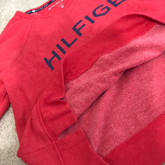 Red Tommy Hilfiger pullover! ❤️ - Picture 4 of 4